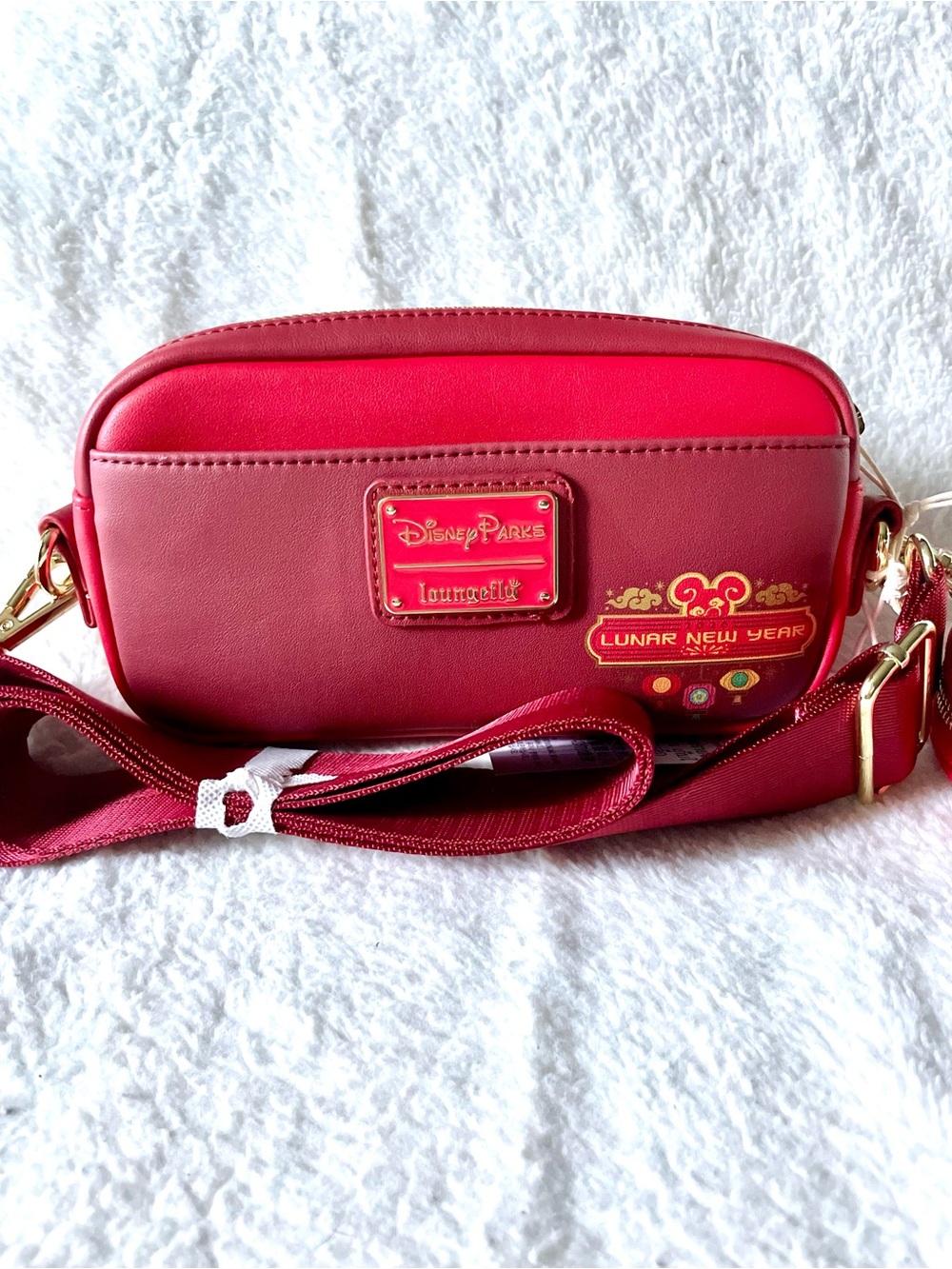 Disney Parks x Loungefly DCA Lunar New Year Crossbody Bag & Coin Purse - Picture 4 of 6